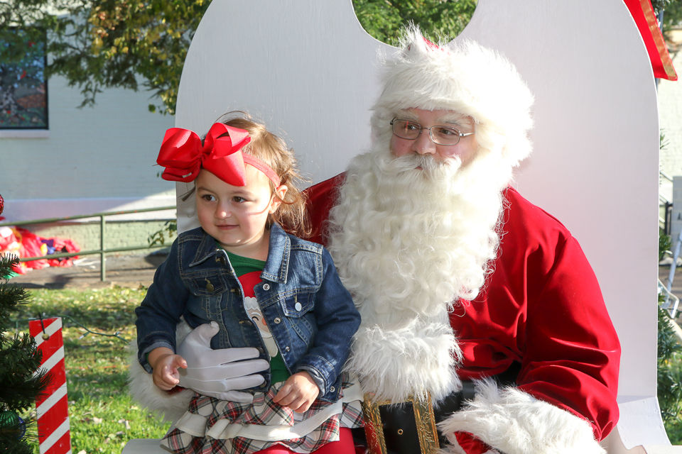 Winter Carnival _ Santa 11-24-19-8456.JPG